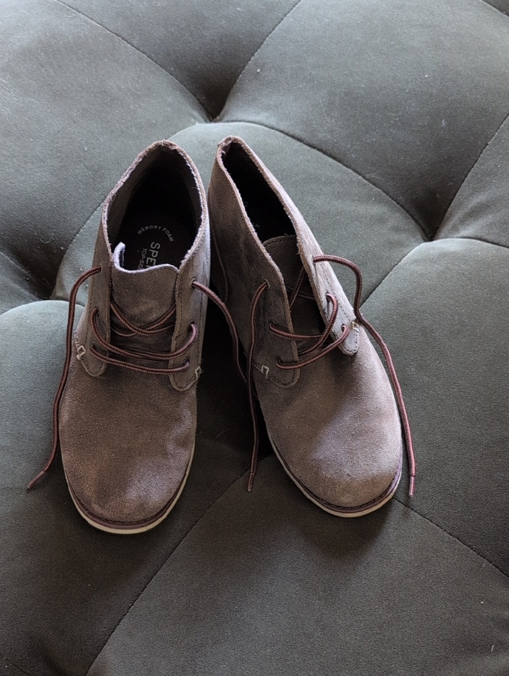 Sperry Suede Chukka Boots in Taupe Brown